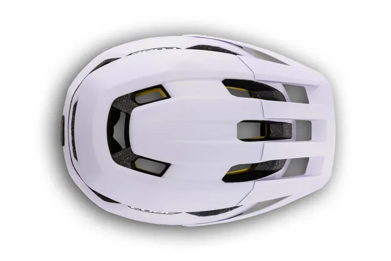 Cube Helmet Stray in UV-4