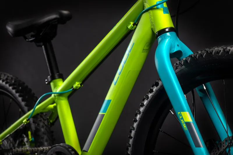 2022 Cube Acid 200 Disc 20in Kids Bike in Green-1