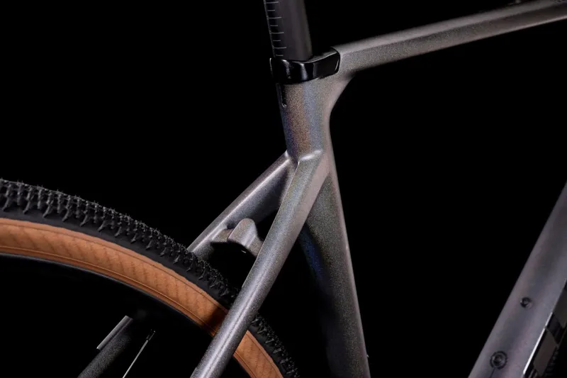 2022 Cube Nuroad c:62 SLT Gravel Bike in Grey-6