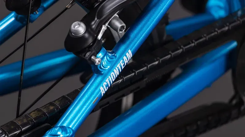 Cube Acid 160 Action Kids Bike in Actionteam-3