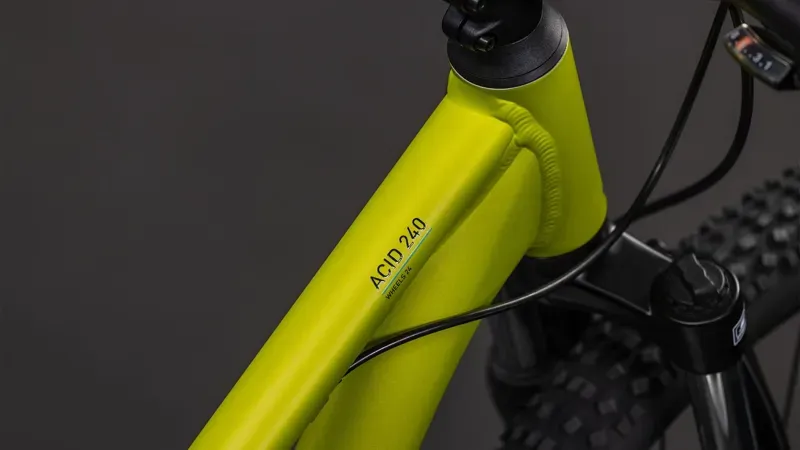 Cube Acid 240 Disc Kids Bike in Lizard/Blue-2