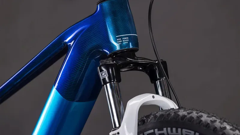 2026 Cube Acid 240 Hybrid Rookie Pro 400x E-Kids Bike In Actionteam-6