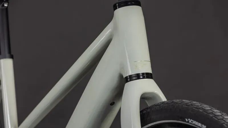 Cube Editor Hybrid SLX 400x 2026 Trapeze E-Hybrid Bike In Reed Beige/Chrome-6