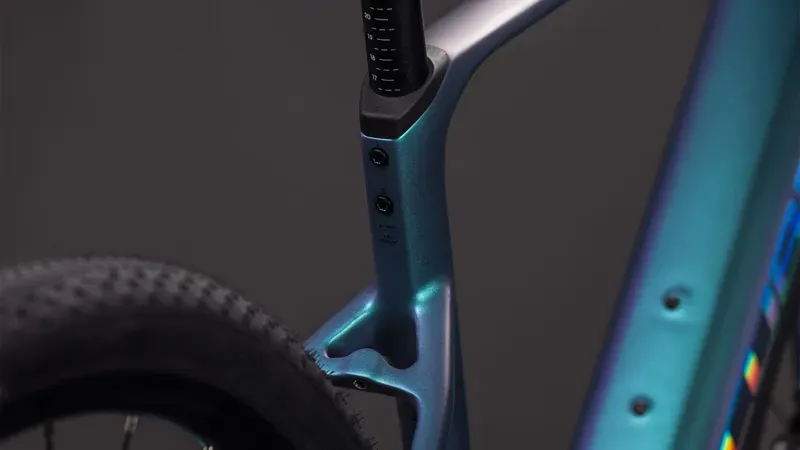 Cube Nulane Hybrid C:62 SLX 400X E-Hybrid Bike in Polar Light/Prism-4