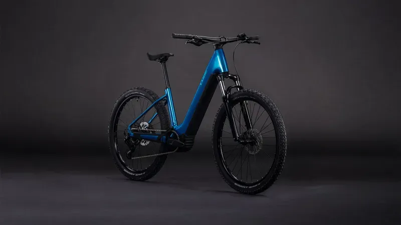 2026 Cube Reaction Hybrid Performance 600 E-MTB in Electric Blue/Dazzle-3