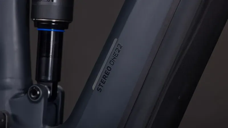 Cube Stereo Hybrid One22 Pro 800 E-Hybrid in Night/Chrome-4