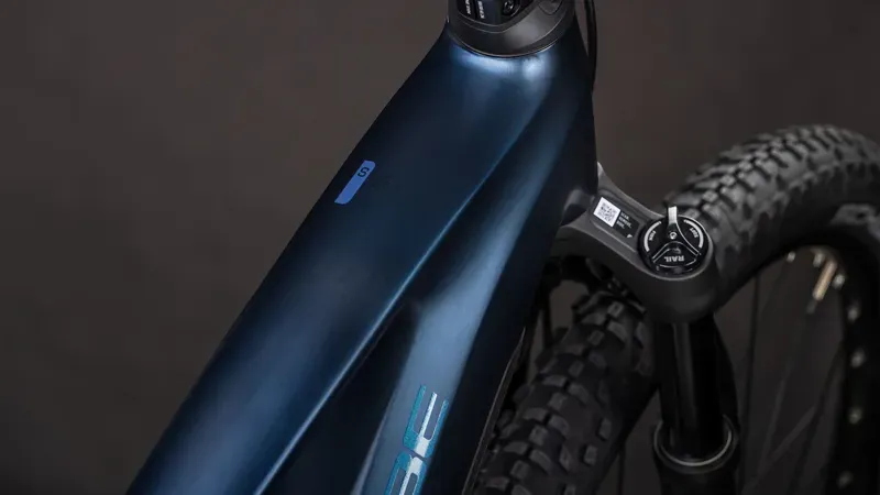 Cube Stereo Hybrid One22 SLX 800 E-MTB in Indigo Blue-2