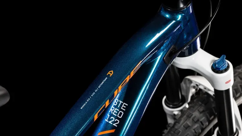 2026 Cube Stereo One22 Rookie Kids Bike In Actionteam-2