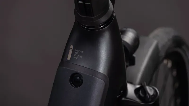 Cube Supreme Hybrid Comfort Pro 600 eHybrid Bike in Grey/Chrome-2