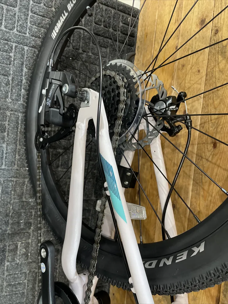 GT Stomper Ace 24in Kids Mountain Bike in Ace White-1