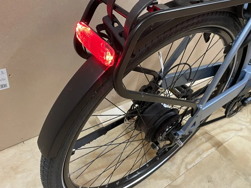 Riese and Muller Nevo 4 Vario 47cm in Ice Blue-3