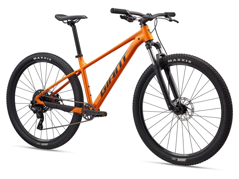 2025 Talon 4 in Radiant Orange-1