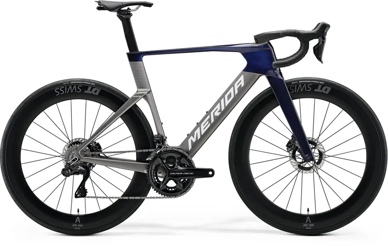 Merida Reacto Pro Road Bike in Gunal Grey/Blue Silver