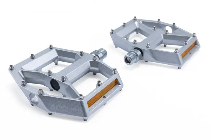 Acid A3-ZP R Flat Pedals in Silver-2